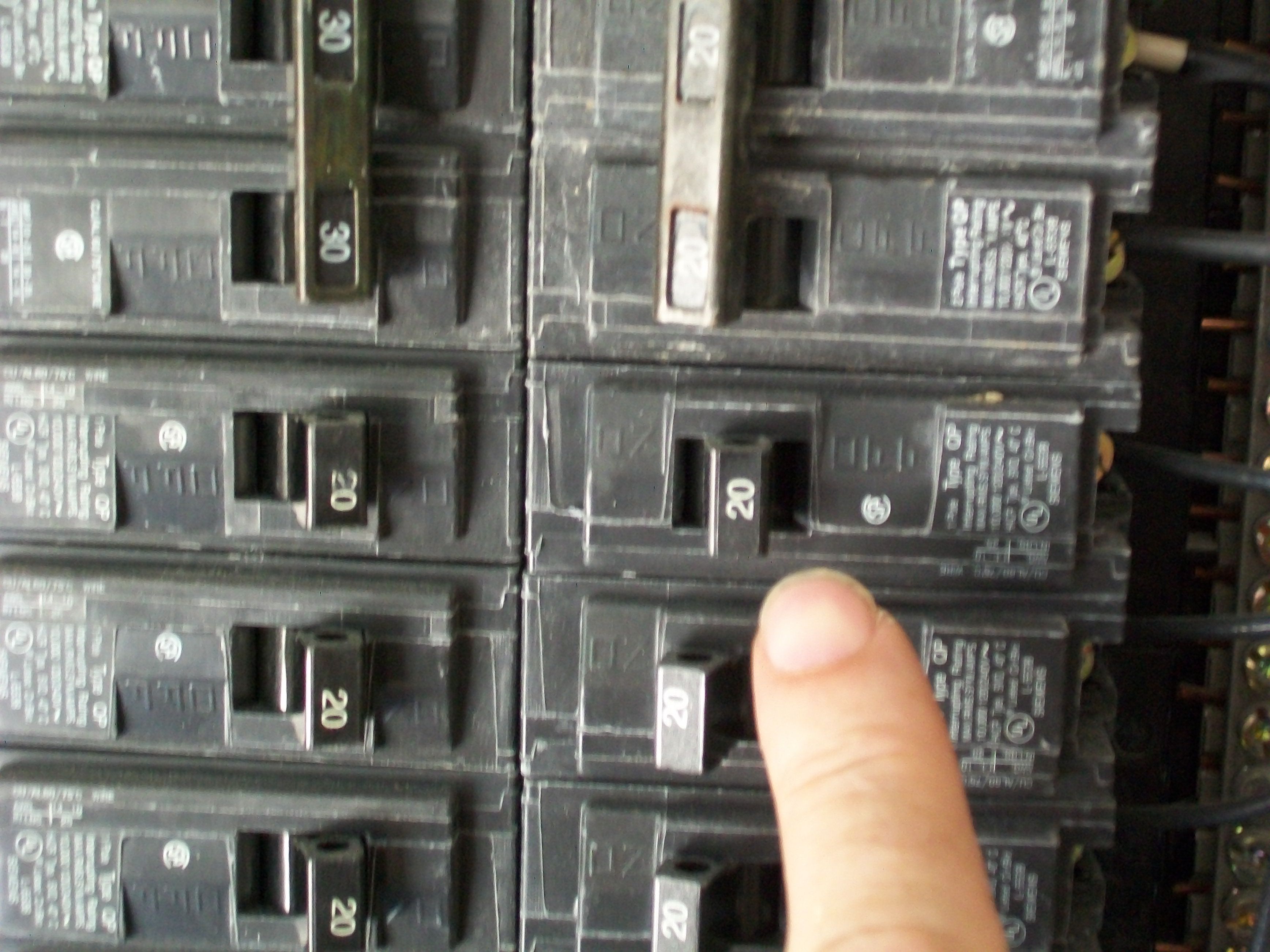 What Is A Tripped Circuit Breaker What Is A Tripped Circuit Breaker